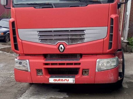 2012 Renault Premium, красный, 2750000 рублей, вид 2