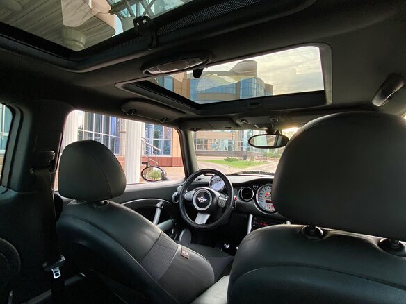 2004 Mini Hatch Cooper S I (R50), жёлтый - вид 28