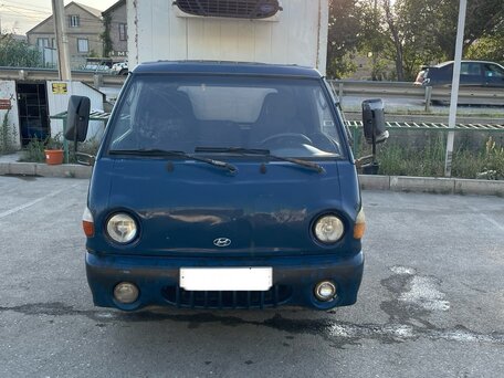 2008 Hyundai H100, синий, 510000 рублей, вид 2