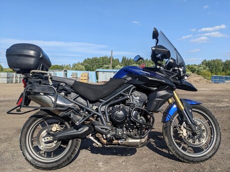2012 Triumph Tiger 800, синий, 695000 рублей, вид 4