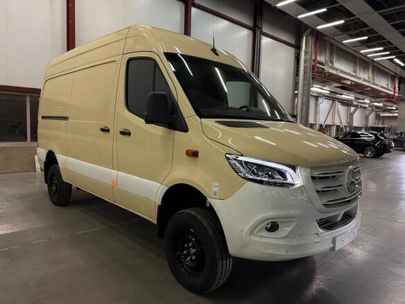 2024 Mercedes-Benz Sprinter, бежевый, 14500000 рублей - вид 2