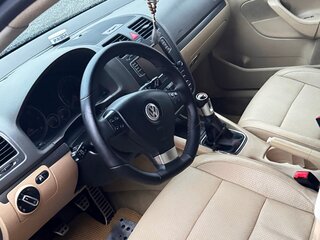 2005 Volkswagen Jetta V, чёрный, 666666 рублей, вид 5
