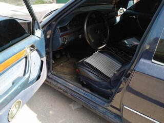 1990 Mercedes-Benz W124 260, серый, 310000 рублей, вид 5