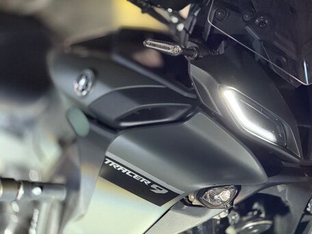 2021 Yamaha Tracer 900, серый, 1200000 рублей, вид 2