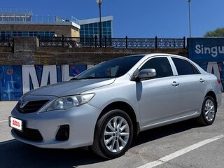 2012 Toyota Corolla X (E140, E150) Рестайлинг, серебристый, 999000 рублей, вид 3