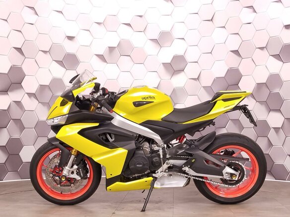 2021 Aprilia RS 660, жёлтый, 969000 рублей - вид 2