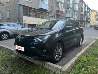 2016 Toyota RAV4 IV (XA40) Рестайлинг, чёрный, 2540000 рублей, вид 3