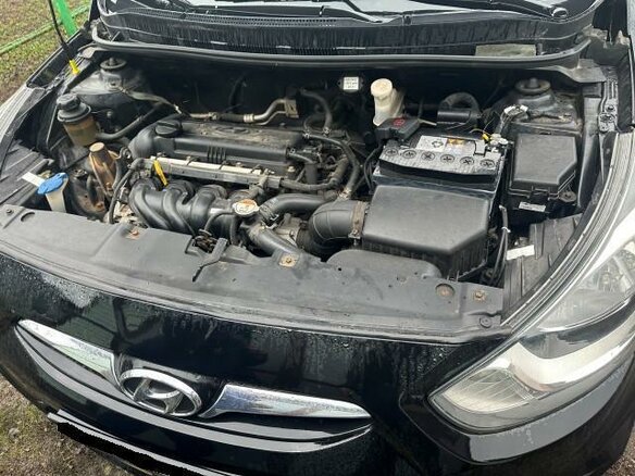 2014 Hyundai Solaris I, чёрный, 674000 рублей - вид 12