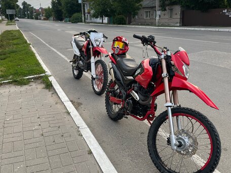 2015 Motoland TT250, красный, 80000 рублей, вид 4