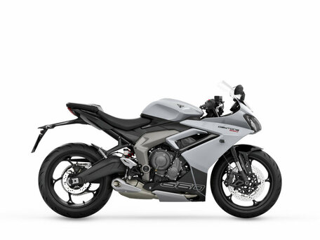 2025 Triumph Daytona 660, белый, 1150000 рублей, вид 2
