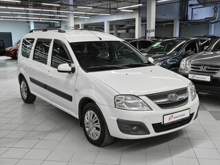2015 Lada (ВАЗ) Largus I, белый, 589000 рублей, вид 2