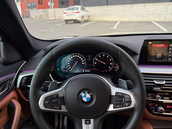 2018 BMW 5 серии 530i xDrive VII (G30/G31/G38), чёрный - вид 7