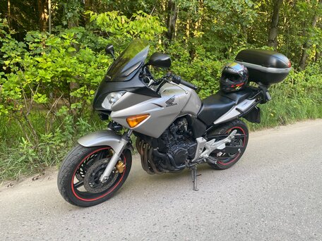 2006 Honda CBF 600, серебристый, 405000 рублей, вид 3