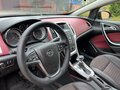 2013 Opel Astra GTC J Рестайлинг, красный, 899999 рублей - вид 9