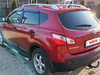 2010 Nissan Qashqai I Рестайлинг, красный, 950000 рублей, вид 3