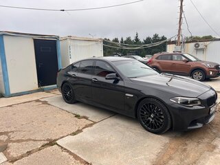 2014 BMW 5 серии M550d xDrive VI (F10/F11/F07) Рестайлинг, чёрный, 3000000 рублей, вид 2