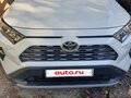2021 Toyota RAV4 V (XA50), белый, 3350000 рублей