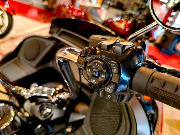 2024 Harley-Davidson Road Glide Special, чёрный, 3950000 рублей - вид 14