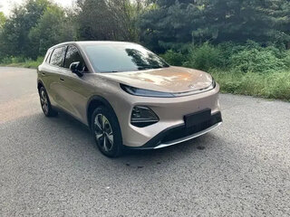 2026 Changan Qiyuan Q05 51.9 kWh II, бежевый, 2450001 рублей, вид 5