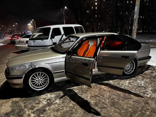 1993 BMW 5 серии 520i III (E34), золотистый, 311000 рублей, вид 5