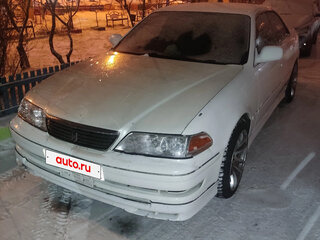 1996 Toyota Mark II VIII (X100), белый, 690000 рублей, вид 1