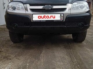 2015 Chevrolet Niva I Рестайлинг, серый, 650000 рублей, вид 2