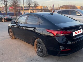 2018 Hyundai Solaris II, чёрный, 1060000 рублей, вид 4