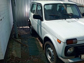 2016 Lada (ВАЗ) 2121 (4x4) I Рестайлинг, белый, 700000 рублей, вид 3
