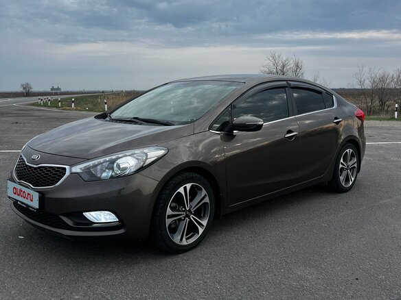 2016 Kia Cerato III Рестайлинг (Classic), коричневый, 1450000 рублей