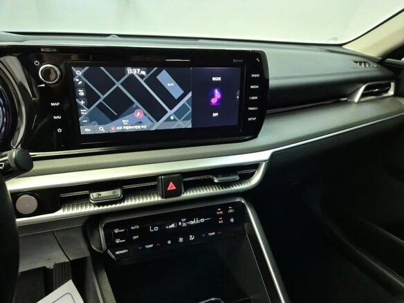 2022 Kia K5 III, чёрный, 1870000 рублей - вид 13