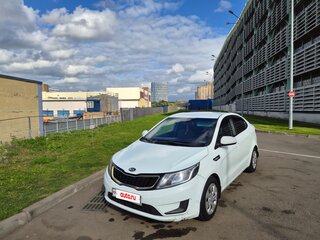 2015 Kia Rio III, белый, 420000 рублей, вид 3