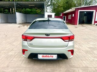 2019 Kia Rio IV, бежевый, 1290000 рублей, вид 5
