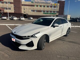 2020 Kia K5 III, белый, 2450000 рублей, вид 1