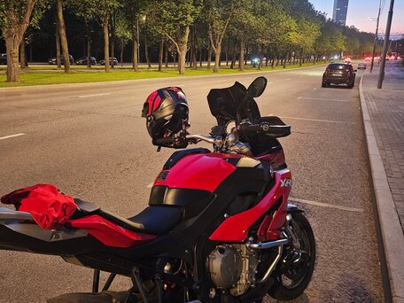 2015 BMW S 1000 XR, красный, 1150000 рублей, вид 5