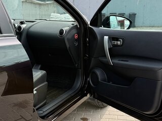 2010 Nissan Qashqai I Рестайлинг, чёрный, 1000000 рублей, вид 4