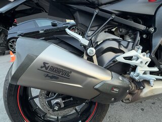 2018 BMW S 1000 R, красный, 1100000 рублей, вид 4