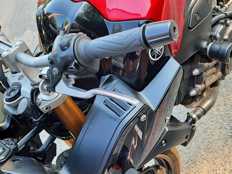2007 Yamaha FZ1, красный, 650000 рублей, вид 4