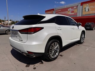 2020 Lexus RX 300 IV Рестайлинг, белый, 5000000 рублей, вид 4