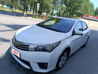 2013 Toyota Corolla XI (E160, E170, E180), белый, 950000 рублей, вид 1