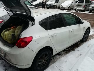 2014 Opel Astra J Рестайлинг, белый, 850000 рублей, вид 5