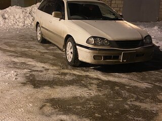 1999 Toyota Caldina II, белый, 450000 рублей, вид 1