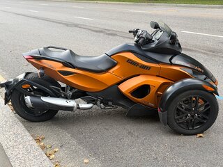 2011 BRP Can-Am Spyder, оранжевый, 1050000 рублей, вид 3