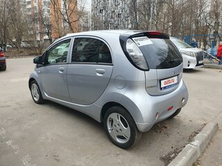 2012 Mitsubishi i-MiEV, серебристый, 1300000 рублей, вид 4