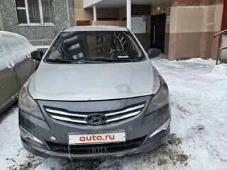2014 Hyundai Solaris I Рестайлинг, серый, 800000 рублей, вид 1
