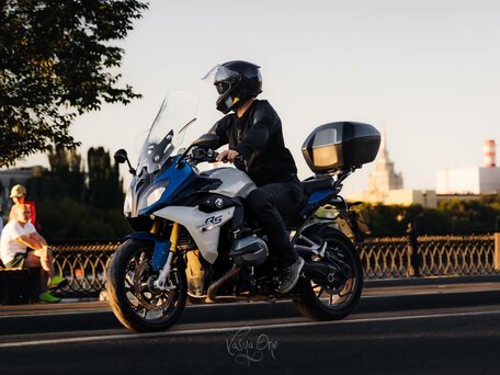 2016 BMW R 1200 RS, белый, 950000 рублей, вид 1