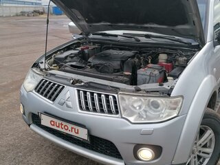 2011 Mitsubishi Pajero Sport II, серебристый, 1550000 рублей, вид 2