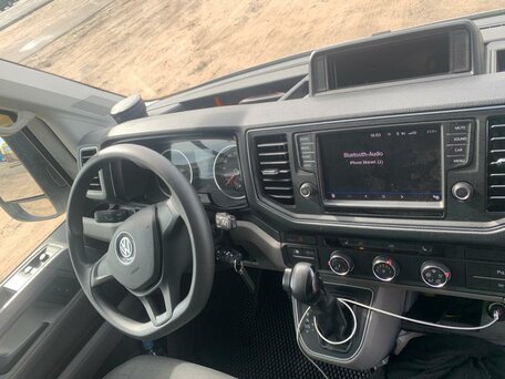 2018 Volkswagen Crafter, белый, 4750000 рублей, вид 2