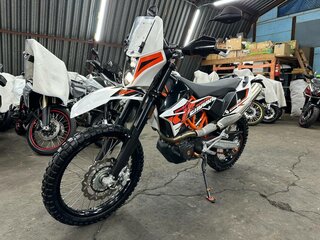 2017 KTM 690 Enduro R, белый, 825000 рублей, вид 2