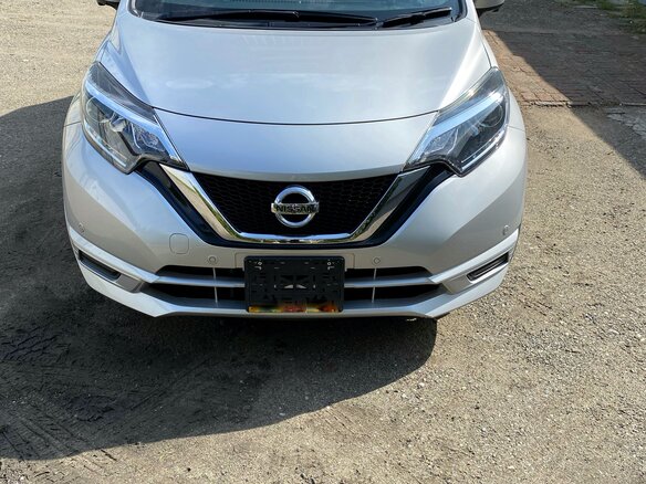 2020 Nissan Note II Рестайлинг, серый, 1150000 рублей - вид 1