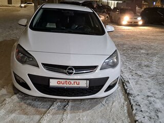 2013 Opel Astra J Рестайлинг, белый, 870000 рублей, вид 3